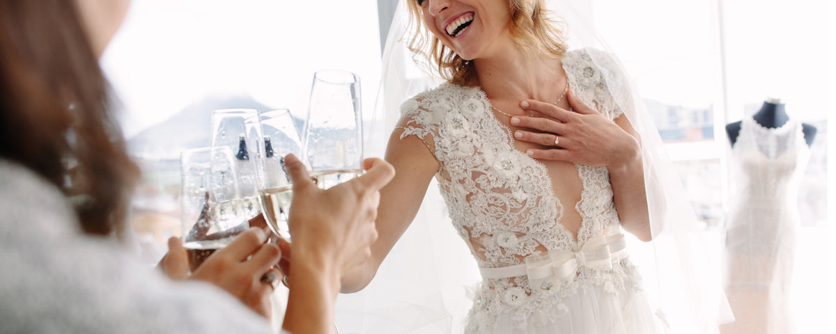 Quels bijoux de mariage assortir à sa robe de mariée ?
