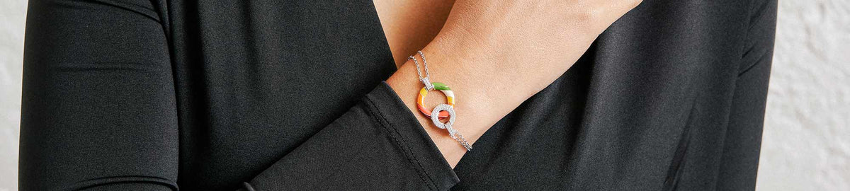 Découvrir le bracelet femme tendance en 2025