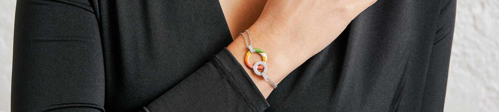 Découvrir le bracelet femme tendance en 2025