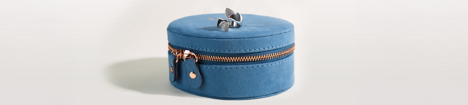Comment nettoyer une bague en argent ?