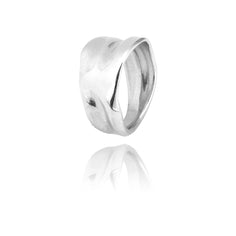 bague ondulée design pour femme